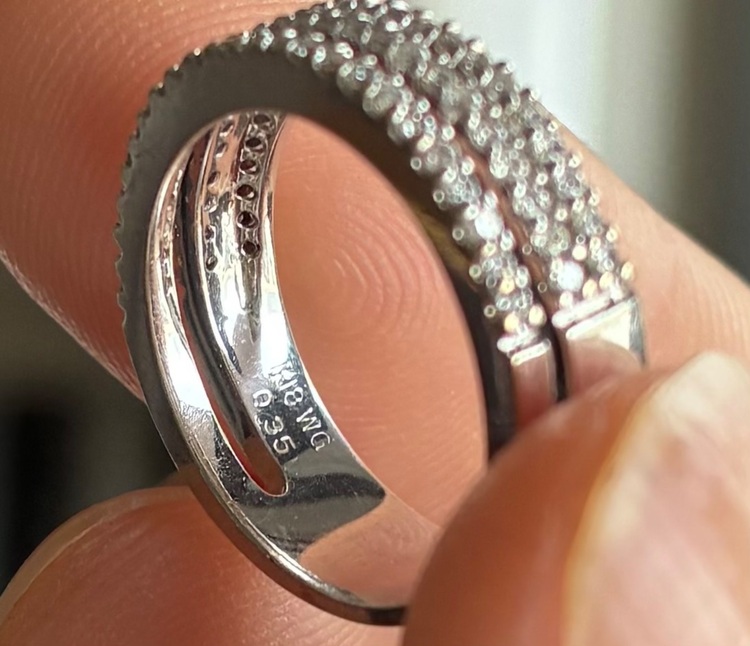 18金ホワイトゴールドピンキーリング（金・貴金属）の商品画像 - 査定依頼日：2025年8月27日 - 最高査定価格：80,000円