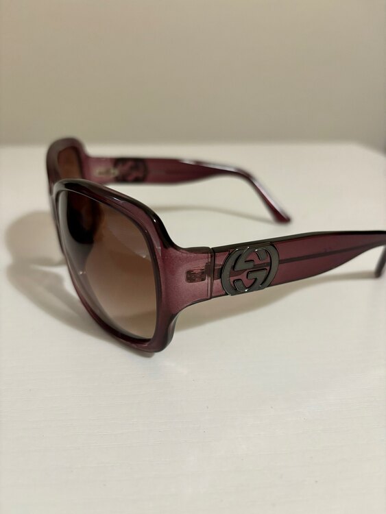 サングラス（古着・ファッション）の商品画像 - 査定依頼日：2025年3月3日 - 最高査定価格：3,100円