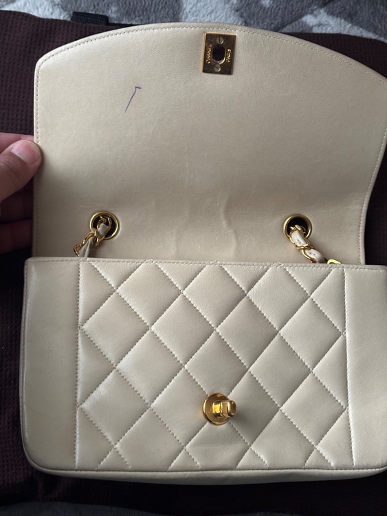 シャネル シャネル(その他) （ブランドバッグ）の商品画像 - 査定依頼日：2025年11月30日 - 最高査定価格：200,000円