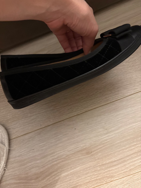 フェラガモ  （ブランドバッグ）の商品画像 - 査定依頼日：2025年6月29日 - 最高査定価格：2,000円