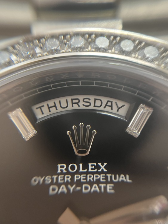 ロレックス デイデイト40（高級時計）の商品画像 - 査定依頼日：2026年1月10日 - 最高査定価格：8,300,000円