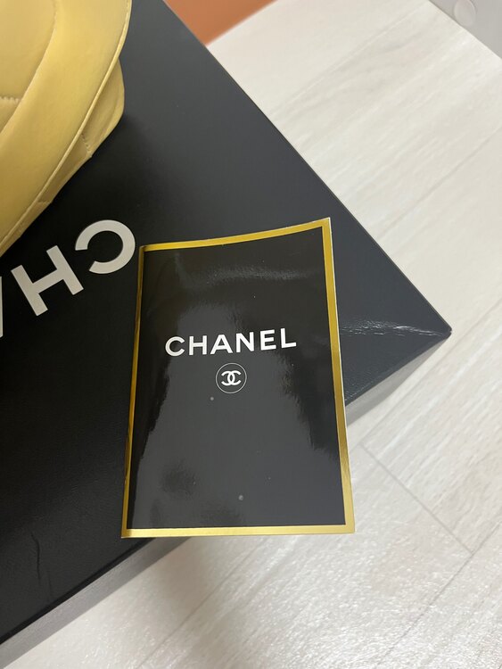 ダイアナフラップ25マトラッセチェーンショルダーショルダーバッグベージュ（ブランドバッグ）の商品画像 - 査定依頼日：2025年4月24日 - 最高査定価格：300,000円