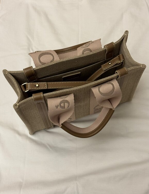 リネン製WOODYスモールトートバッグ（ブランドバッグ）の商品画像 - 査定依頼日：2025年3月25日 - 最高査定価格：55,000円