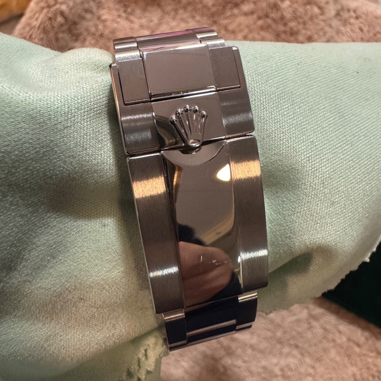 116500LN 白　2020/9 最新ギャラ（高級時計）の商品画像 - 査定依頼日：2026年1月17日 - 最高査定価格：4,900,000円