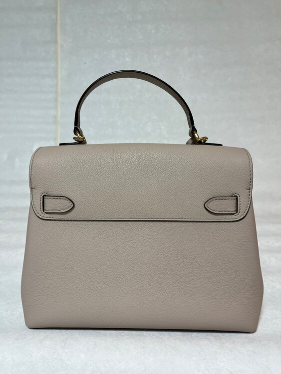 ロックミーエヴァー（ブランドバッグ）の商品画像 - 査定依頼日：2025年1月5日 - 最高査定価格：250,000円