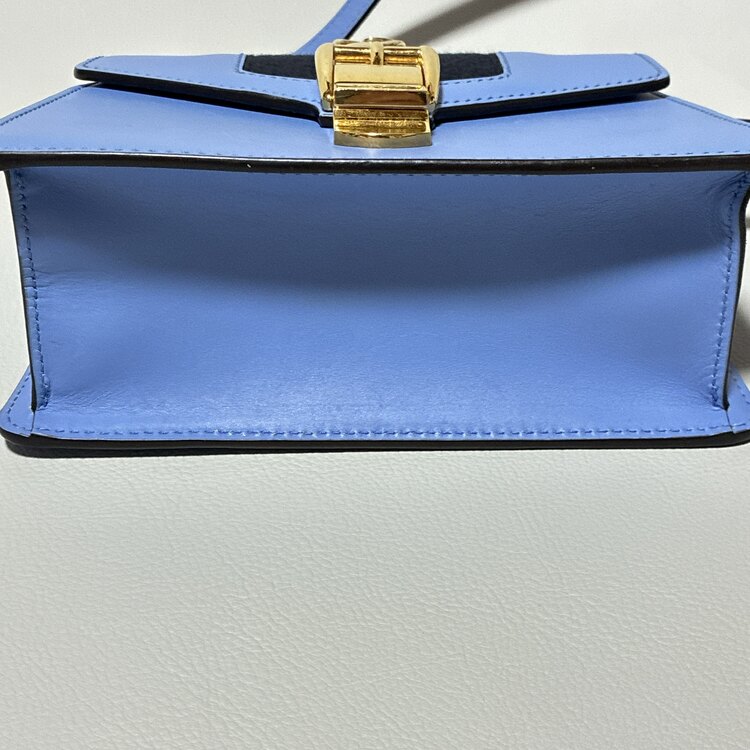 GUCCI グッチ シルヴィ ハンドバッグ ショルダー シェリー 2way（ブランドバッグ）の商品画像 - 査定依頼日：2025年5月22日 - 最高査定価格：83,000円