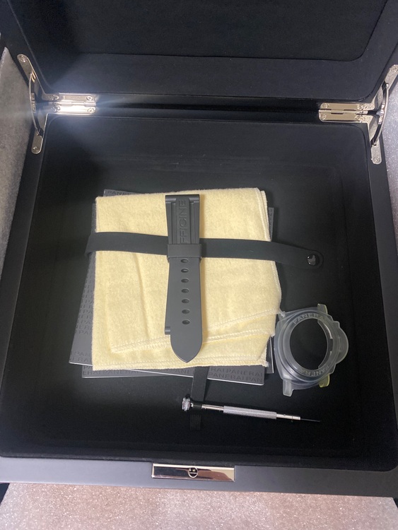 パネライ ルミノール 1950 3DAYS acciaa（高級時計）の商品画像 - 査定依頼日：2025年10月4日 - 最高査定価格：750,000円