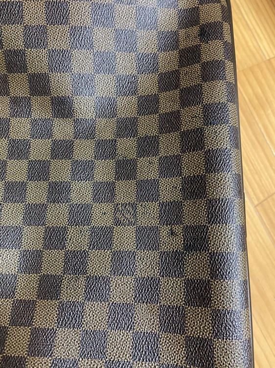 ダミエ　イカール　ビジネスバック（ブランドバッグ）の商品画像 - 査定依頼日：2020年8月18日 - 最高査定価格：100,000円