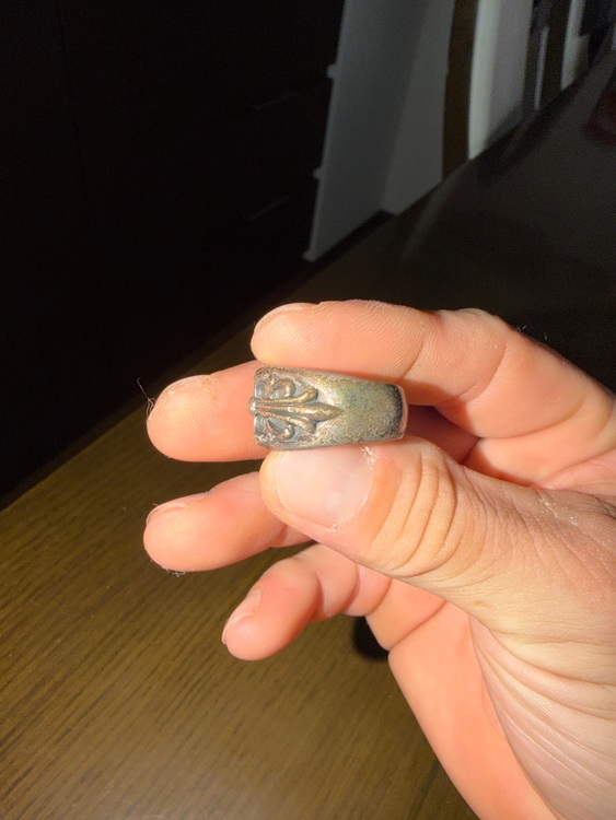 フローラルクロスリング（古着・ファッション）の商品画像 - 査定依頼日：2025年10月17日 - 最高査定価格：25,000円