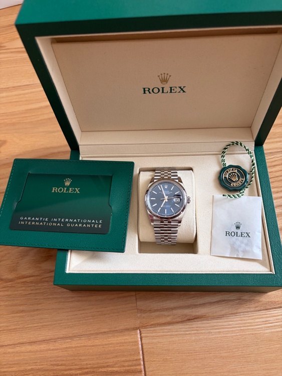 ロレックス デイトジャスト 126200 ジュビリーブレスレット　ブルー　36mm（高級時計）の商品画像 - 査定依頼日：2026年8月22日 - 最高査定価格：1,525,000円
