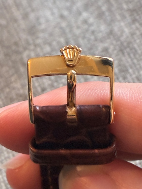 ロレックスデイトジャスト金無垢（高級時計）の商品画像 - 査定依頼日：2026年3月15日 - 最高査定価格：1,650,000円