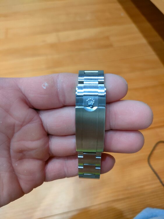 ロレックス サブマリーナー （高級時計）の商品画像 - 査定依頼日：2026年1月30日 - 最高査定価格：2,400,000円