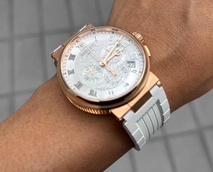 ブレゲ マリーン 5527BR（高級時計）の商品画像 - 査定依頼日：2025年9月29日 - 最高査定価格：3,000,000円