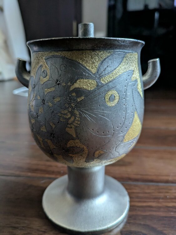 帖佐美行　金嵌布目地彫金花蝶鳥香炉（美術品・骨董品）の商品画像 - 査定依頼日：2026年1月14日 - 最高査定価格：140,000円