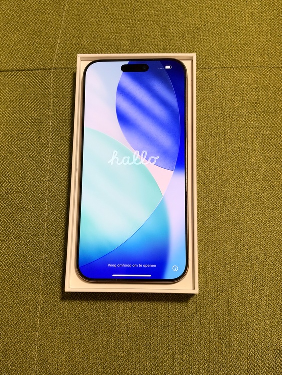 iPhone iPhone 16 Pro Max 256GB SIMフリー（スマホ）の商品画像 - 査定依頼日：2026年10月10日 - 最高査定価格：139,000円