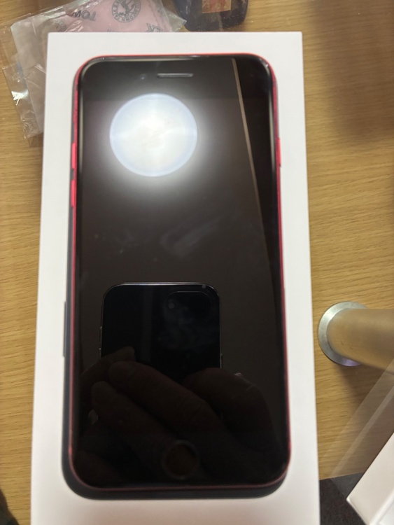 iPhone SE (第 2 世代) 64GB Softbank（スマホ）の商品画像 - 査定依頼日：2026年3月27日 - 最高査定価格：10,000円