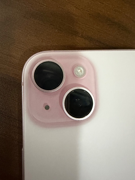 ・iPhone 15 ・カラー：ピンク ・容量：128GB ・SIMロックなし（SIMフリー） ・バッテリー最大容量：83% ・充放電回数：919回 ・動作確認済み（スマホ）の商品画像 - 査定依頼日：2026年7月17日 - 最高査定価格：63,000円