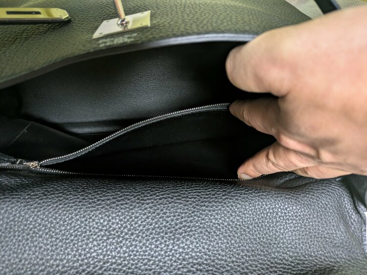 ケリー　トゴ　黒　32 2012年購入（ブランドバッグ）の商品画像 - 査定依頼日：2026年4月12日 - 最高査定価格：2,500,000円