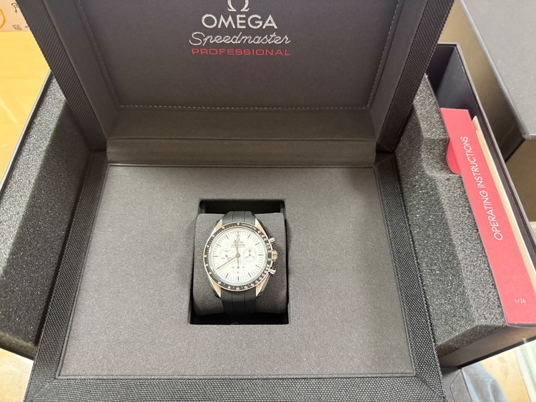 オメガ スピードマスター （高級時計）の商品画像 - 査定依頼日：2025年10月1日 - 最高査定価格：1,100,000円