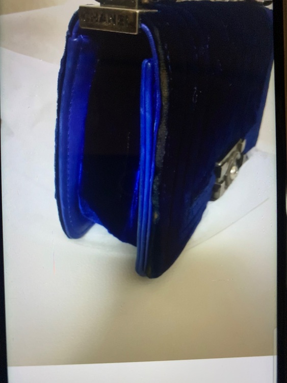 マトラッセ（ブランドバッグ）の商品画像 - 査定依頼日：2025年9月1日 - 最高査定価格：250,000円