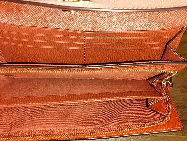 COACH（ブランド財布・小物）の商品画像 - 査定依頼日：2025年4月11日 - 最高査定価格：2,000円