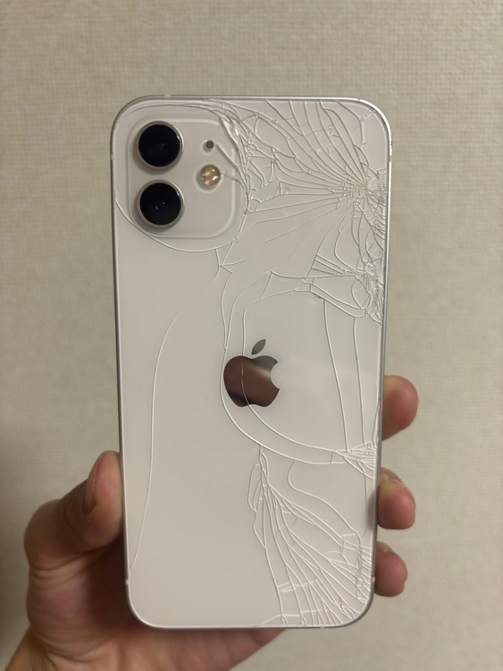 iPhone 12 64GB SIMフリー（スマホ）の商品画像 - 査定依頼日：2026年4月7日 - 最高査定価格：27,000円