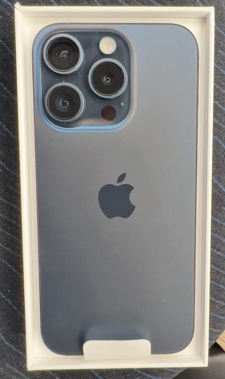 iPhone 15 Pro 256GB SIMフリー（スマホ）の商品画像 - 査定依頼日：2026年2月7日 - 最高査定価格：87,000円