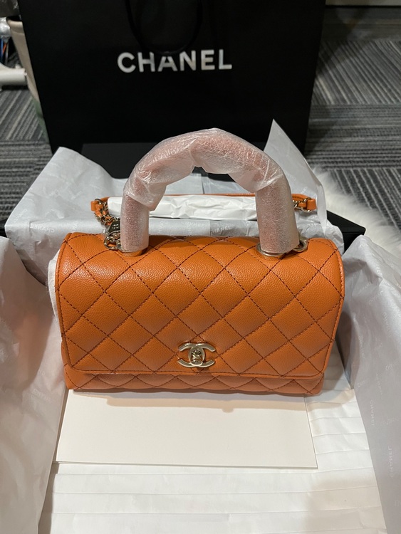 ココハンドル　XS  （ブランドバッグ）の商品画像 - 査定依頼日：2025年8月19日 - 最高査定価格：650,000円