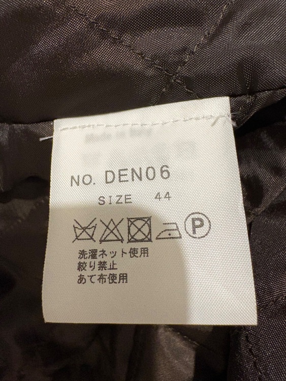 ラジェンテ　イタリア製コート（古着・ファッション）の商品画像 - 査定依頼日：2025年11月2日 - 最高査定価格：500円
