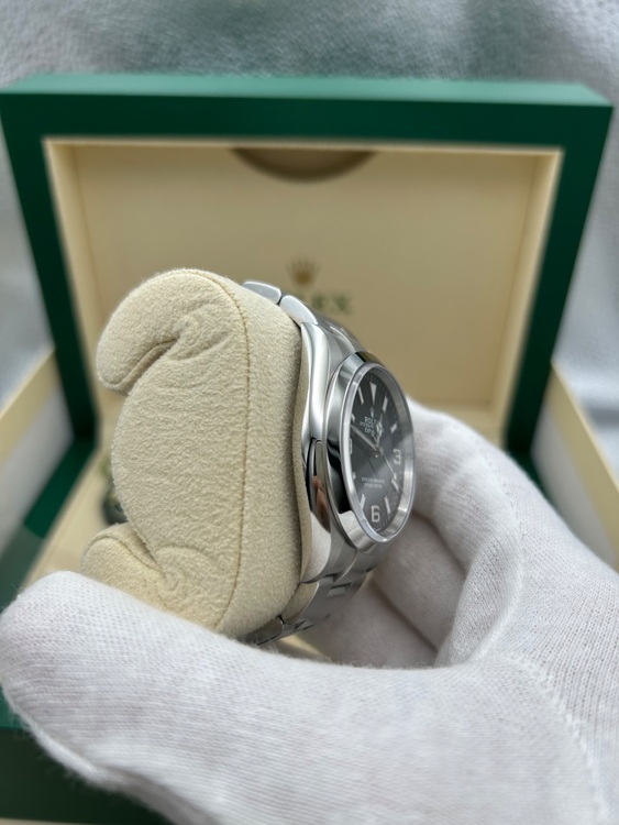 エクスプローラー36（高級時計）の商品画像 - 査定依頼日：2025年6月14日 - 最高査定価格：1,350,000円