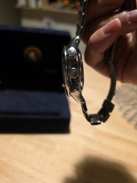 セイコー スプリントドライブ 9R86（高級時計）の商品画像 - 査定依頼日：2025年8月11日 - 最高査定価格：350,000円