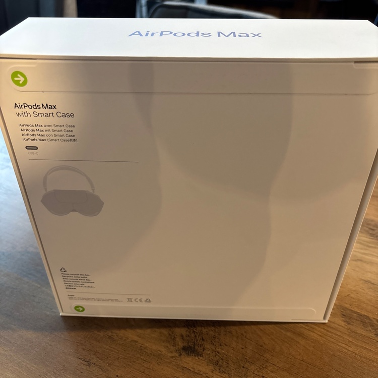 AirPods Max（オーディオ・スピーカー）の商品画像 - 査定依頼日：2026年2月6日 - 最高査定価格：40,000円