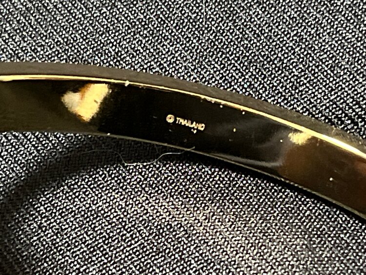 ブレスレット（ブランド財布・小物）の商品画像 - 査定依頼日：2025年3月18日 - 最高査定価格：2,000円