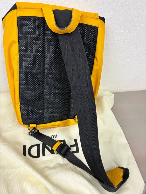 フェンディネス7VZ067（ブランドバッグ）の商品画像 - 査定依頼日：2025年10月30日 - 最高査定価格：70,000円