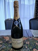 シャンパン モエ・エ・シャンドン（お酒）の商品画像 - 査定依頼日：2026年8月30日 - 最高査定価格：1,000円
