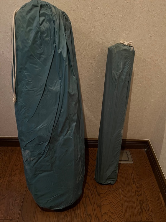 テント（アウトドア用品）の商品画像 - 査定依頼日：2026年1月21日 - 最高査定価格：2,000円