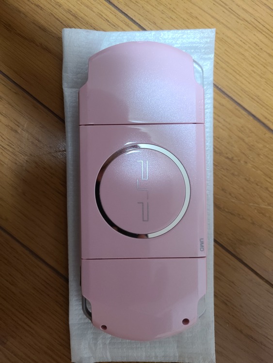 PSP-3000 ブロッサムピンク（ゲーム機本体・ゲームソフト）の商品画像 - 査定依頼日：2021年8月18日 - 最高査定価格：3,000円