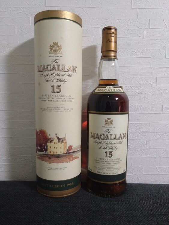 ザ・マッカラン15年（お酒）の商品画像 - 査定依頼日：2025年12月15日 - 最高査定価格：130,000円