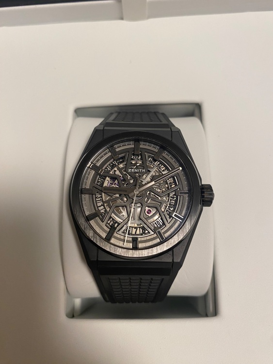 デファイクラシック（高級時計）の商品画像 - 査定依頼日：2025年9月15日 - 最高査定価格：710,000円