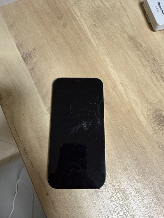 iPhone iPhone 12 Pro 128GB docomo（スマホ）の商品画像 - 査定依頼日：2026年10月3日 - 最高査定価格：33,500円