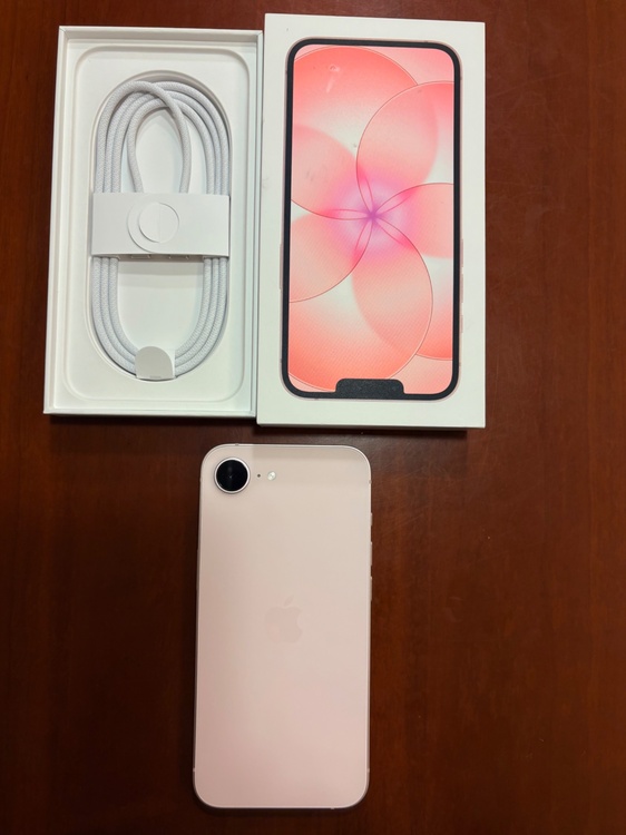 MHRQ4J/A（スマホ）の商品画像 - 査定依頼日：2026年9月25日 - 最高査定価格：74,000円