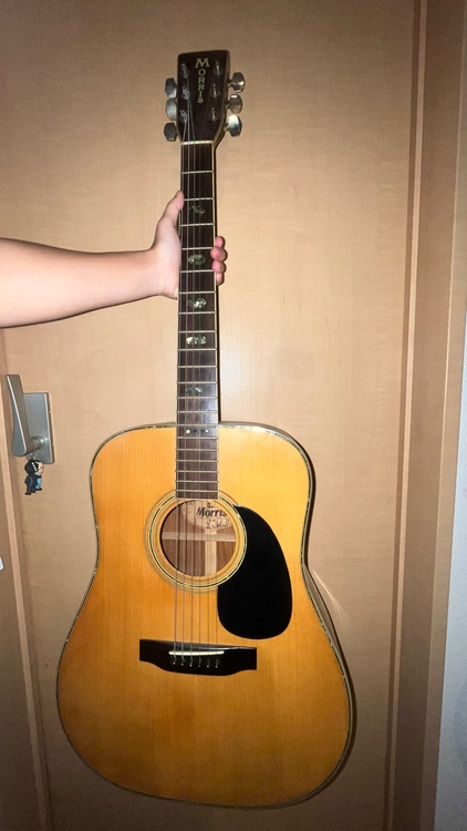 Morris W-40（ピアノ・楽器・PA機材）の商品画像 - 査定依頼日：2026年6月8日 - 最高査定価格：10,000円