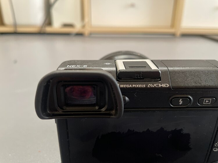 SONYα1650（カメラ）の商品画像 - 査定依頼日：2025年4月19日 - 最高査定価格：8,500円