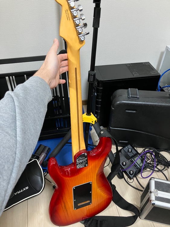 Fender american ultra luxe SSS（ピアノ・楽器・PA機材）の商品画像 - 査定依頼日：2025年12月12日 - 最高査定価格：200,000円