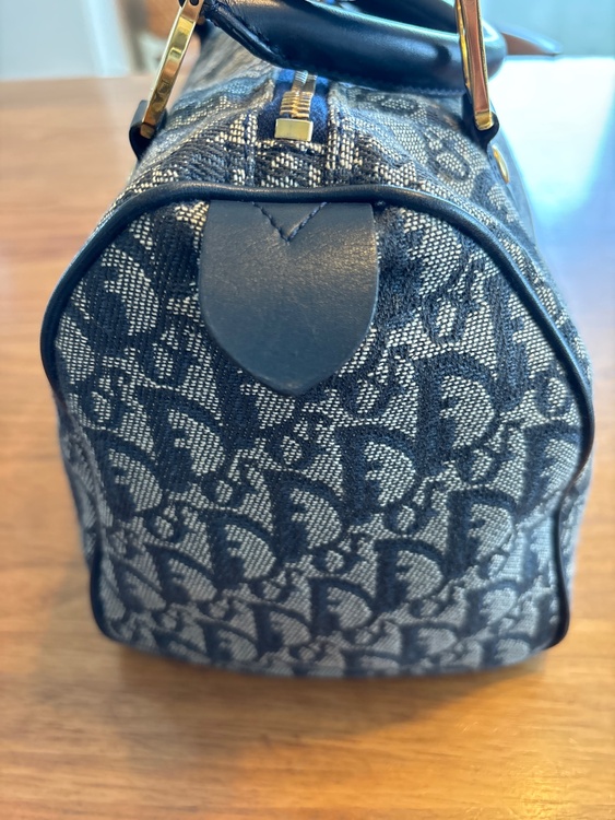 ディオール  （ブランドバッグ）の商品画像 - 査定依頼日：2026年5月10日 - 最高査定価格：60,000円