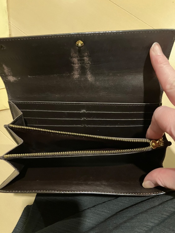 ヴェルニ　長財布（ブランド財布・小物）の商品画像 - 査定依頼日：2025年11月18日 - 最高査定価格：11,000円