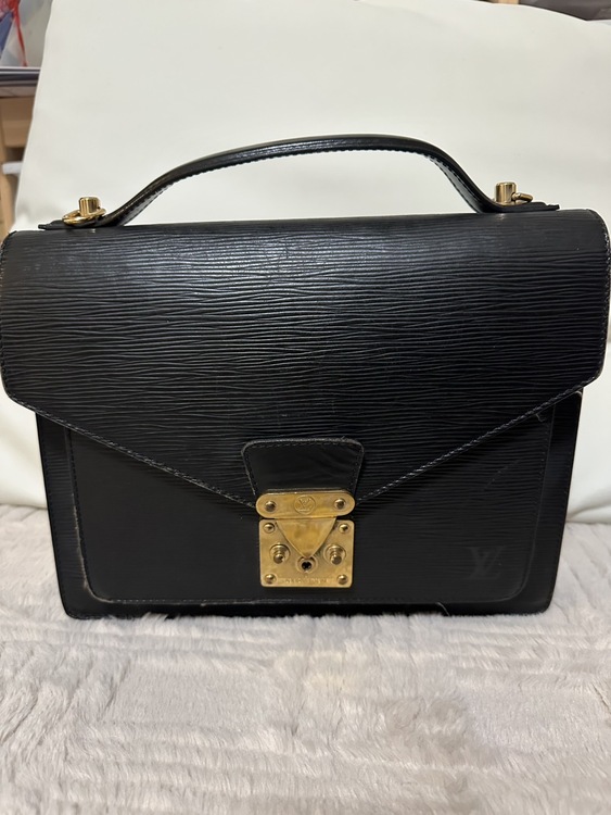 エピ　モンソーBB（ブランドバッグ）の商品画像 - 査定依頼日：2026年3月19日 - 最高査定価格：88,000円