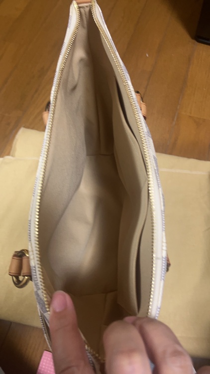 ダミエアズール（ブランドバッグ）の商品画像 - 査定依頼日：2025年12月28日 - 最高査定価格：50,000円