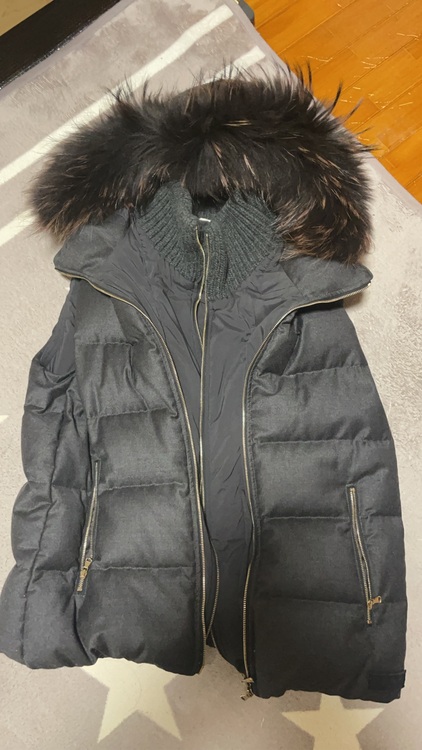 タトラス　ベスト（古着・ファッション）の商品画像 - 査定依頼日：2025年11月21日 - 最高査定価格：10,000円