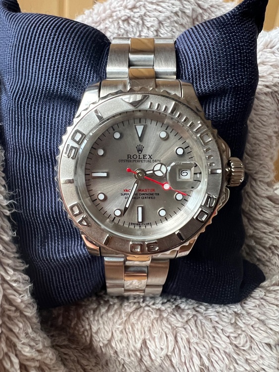 ロレックス ヨットマスター （高級時計）の商品画像 - 査定依頼日：2025年7月15日 - 最高査定価格：1,250,000円